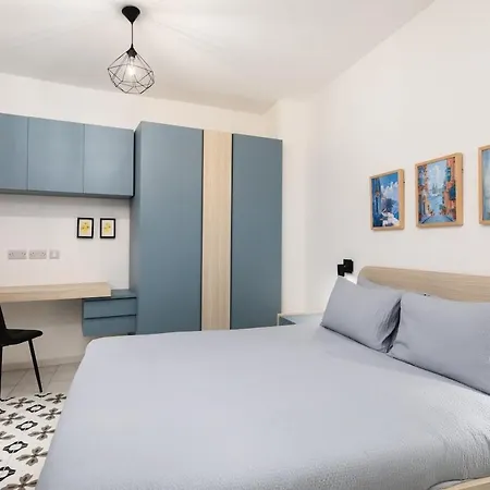 Trinity House With A Private Rooftop Pool Vakantiehuis *