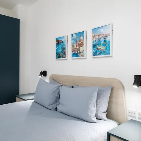 Trinity House With A Private Rooftop Pool * Dingli