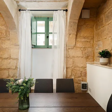 Trinity House With A Private Rooftop Pool Vakantiehuis